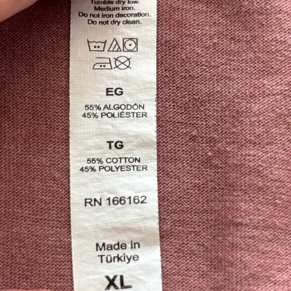 Disney Women's Mauve Short Sleeve Tee XL - Picture 7 of 7